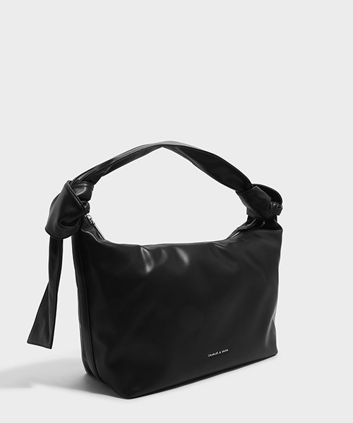 CHARLES & KEITH（チャールズ & キース）の「スラウチショルダーバッグ / SLOUCHY SHOULDER BAG（ショルダーバッグ・レディース・ブラック/マスタード/ネイビー・L）」の5枚目の写真