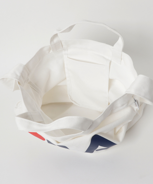 FILA(フィラ)の「∴WEGO/FILA別注イージーショルダートートバッグ(トートバッグ・メンズ・ホワイト/ブラック/ピンク/ブルー・FREE)」の5枚目の写真