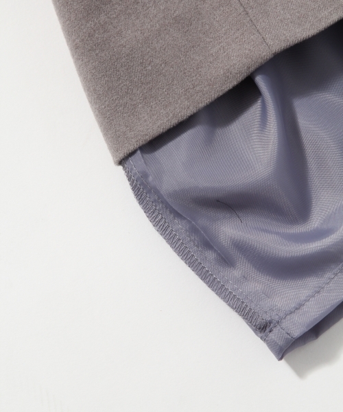 LOWRYS FARM（ローリーズファーム）の「ＴＲカラータックテーパード　782877 （デニムパンツ・レディース・アイボリー/ブラック/グレー・MEDIUM/LARGE）」の7枚目の写真