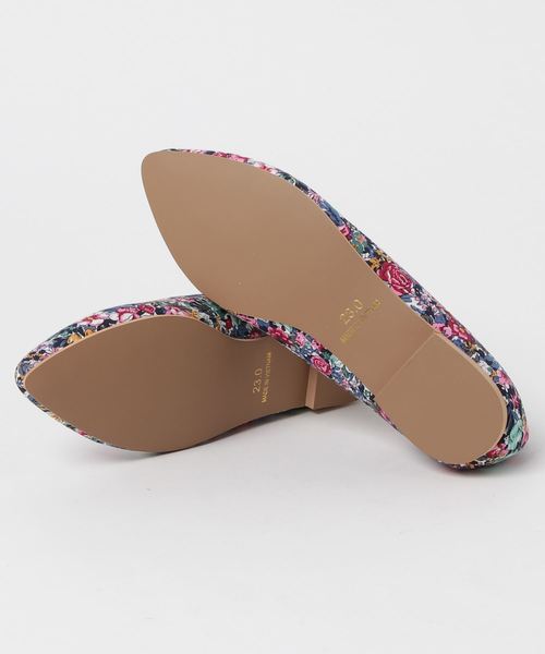 NATURAL BEAUTY BASIC(ナチュラルビューティーベーシック)の「ポインテッドフラット(パンプス・レディース・ブラック/ピンク/シルバー/ブルー/ダークネイビー・23.0cm/23.5cm/24.0cm/24.5cm)」の6枚目の写真