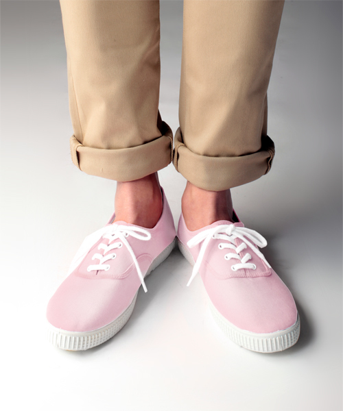 NANO universe（ナノユニバース）の「victoria × nano・universe/別注カラースニーカー Lady's（スニーカー・レディース・ホワイト/ホワイト系その他/ブラック/グレー/ブラウン/カーキ/エメラルド/インディゴブルー/ターコイズブルー/ネイビー/パープル/イエロー/ピンク/ライトピンク/レッド/ボルドー・22.5/23/23.5/24）」の14枚目の写真