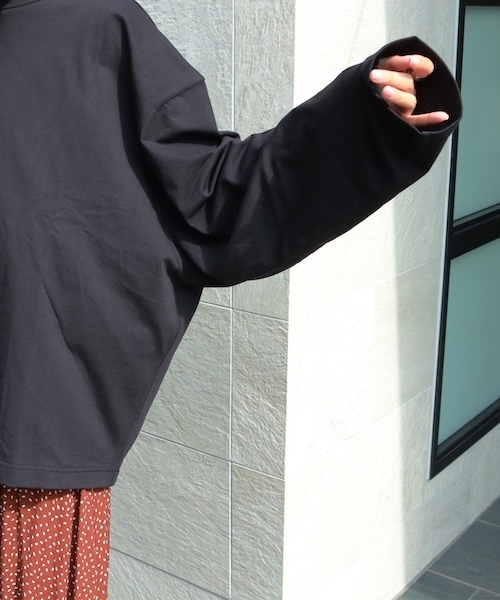 TODAYFUL（トゥデイフル）の「ルーズロングT（Tシャツ/カットソー・レディース・ホワイト/ブラック・FREE）」の11枚目の写真