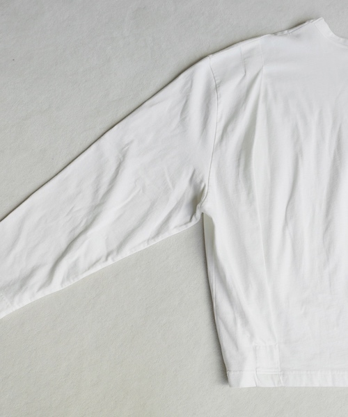 TODAYFUL（トゥデイフル）の「ルーズロングT（Tシャツ/カットソー・レディース・ホワイト/ブラック・FREE）」の17枚目の写真