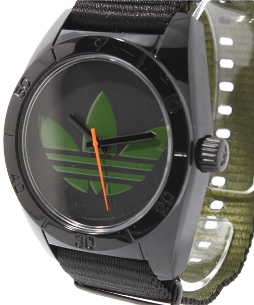 adidas(アディダス)の「SANTIAGO ADH2875 【UNISEX】(アナログ腕時計・メンズ・ブラック×グリーン・FREE)」の6枚目の写真