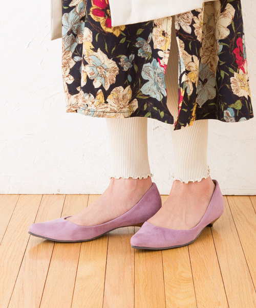 menue(メヌエ)の「美脚魅せ 2cmヒール ローヒール ポインテッドトゥ パンプス(パンプス・レディース・ライトブルー/チェック/ホワイト/シルバー/その他/ラベンダー/イエロー/ミント/ライトグレー/スモークピンク/ブラウン系その他/ブラック系その他2/グレイッシュベージュ/ブラック/パイソン/ブラック系その他/ブラウン系その他2/レッド/ピンク系その他/グレー系その他/レッド系その他/ブラウン系その他3/ピンク系その他2/レオパード/その他2/ベージュ系その他/テラコッタ/グレイッシュブルー・27.0cm/22cm/23.5cm/23cm/24cm/25cm/26.0cm/24.5cm/21.5cm/22.5cm/25.5cm/26.5cm/21cm)」の17枚目の写真