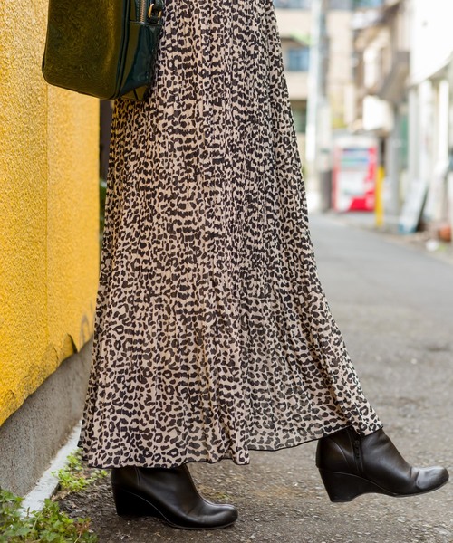 SpRay(スプレイ)の「【WEB限定】ヒョウ柄消しプリーツスカート(スカート・レディース・ブラック/ベージュ・FREE)」の9枚目の写真