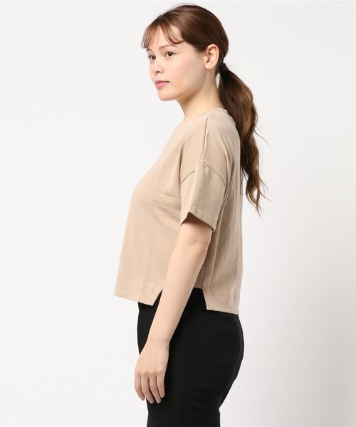 natural couture（ナチュラルクチュール）の「厚手天竺ショート丈Tシャツ（Tシャツ/カットソー・レディース・イエロー/ベージュ/スミクロ/オフホワイト・FREE）」の5枚目の写真