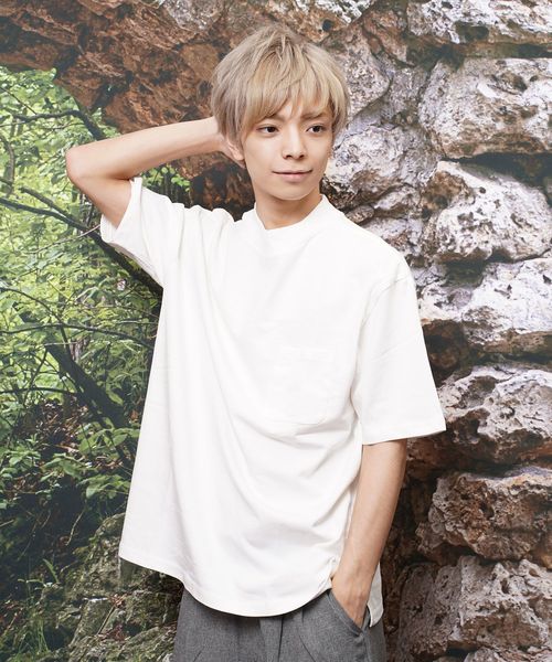 おしゃれスタ(オシャレスタ)の「ビッグシルエットモックネックTシャツ(IR)(Tシャツ/カットソー・メンズ・ライトグレー/ネイビー/レッド/ブラック/サンドベージュ/ホワイト・M/L/XL)」の2枚目の写真