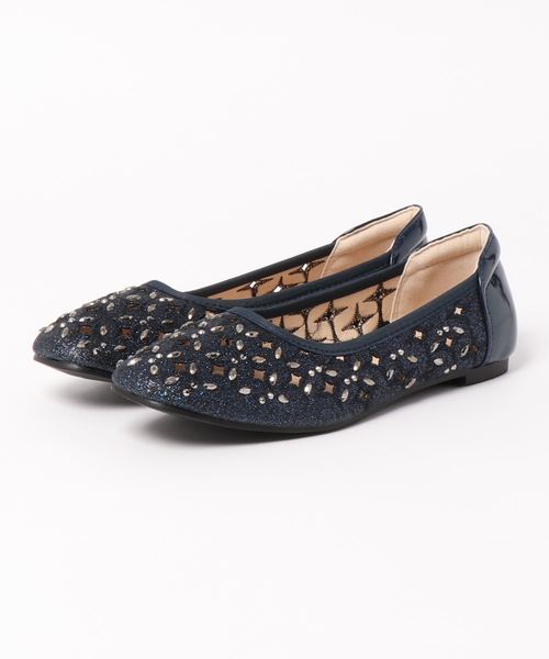 BELLUNA（ベルーナ）の「キラキラらくちんパンプス（パンプス・レディース・ブラック/ベージュ/シルバー/ネイビー・22.5cm/23cm/23.5cm/24cm/24.5cm/25cm）」の3枚目の写真