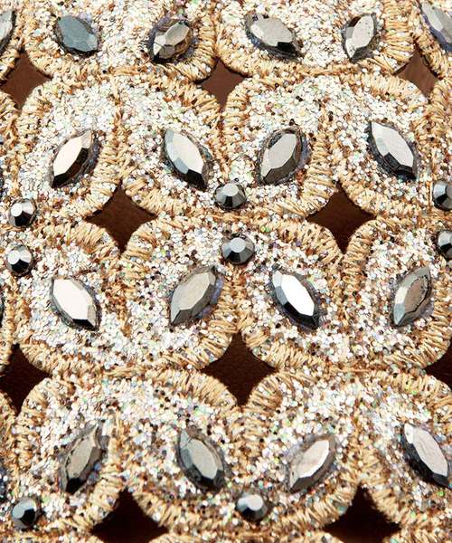 BELLUNA（ベルーナ）の「キラキラらくちんパンプス（パンプス・レディース・ブラック/ベージュ/シルバー/ネイビー・22.5cm/23cm/23.5cm/24cm/24.5cm/25cm）」の7枚目の写真