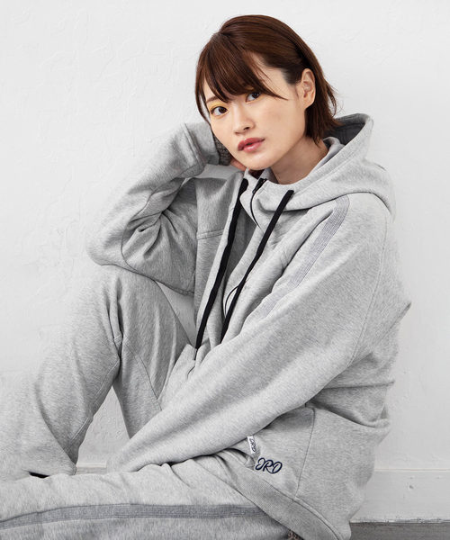 JRD by JARLD(ジェイアールディーバイジャールド)の「【JRD by JARLD】撥水 ステッチ刺繍 ボンディング 裏ファー 長袖ジップアップパーカー(パーカー・メンズ・グレー/ブラック・S/M/L)」の1枚目の写真