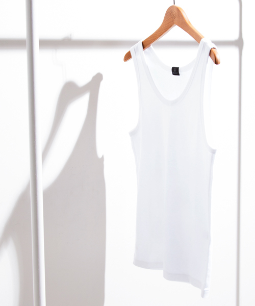 BEAUTY&YOUTH UNITED ARROWS（ビューティーアンドユースユナイテッドアローズ）の「by フライス タンクトップ ◆（タンクトップ・メンズ・ホワイト/グレー/ライトピンク/ケリー/ネイビー/ブラック・LARGE/SMALL/MEDIUM）」の2枚目の写真