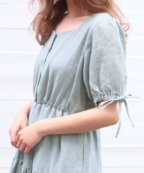 one after another NICE CLAUP（ワンアフターアナザーナイスクラップ）の「【WEB限定】ティアードロング麻混ワンピース（ワンピース・レディース・ダークブラウン/ベージュ/サックスブルー・FREE）」の5枚目の写真