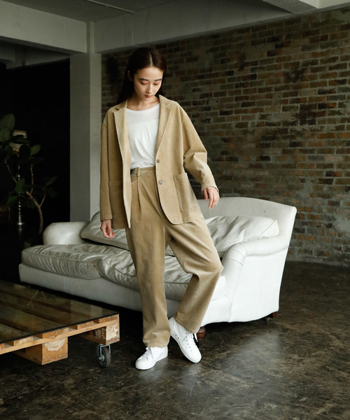 niko and...（ニコアンド）の「コーデュロイセミワイドパンツ（その他パンツ・レディース・ダークブラウン/ベージュ/ブラウン・MEDIUM/LARGE）」の15枚目の写真