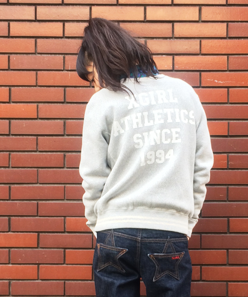 X-girl(エックスガール)の「X-girl×CHAMPION REVERSE WEAVE(R) CREW NECK TOP(スウェット・レディース・アッシュ/グリーン/ネイビー・2/1)」の12枚目の写真