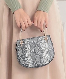 KOBE LETTUCE | ショルダーチェーン付き2wayハーフムーンメタルハンドルバッグ(ハンドバッグ)