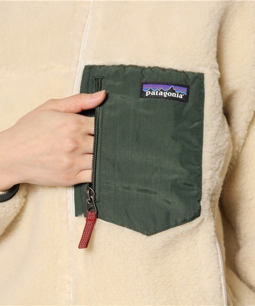 BEAMS BOY(ビームスボーイ)の「Patagonia / Kids Retro-X Jacket 14FW(ブルゾン・レディース・ナチュラル/ライトブラウン/ネイビー・LARGE)」の11枚目の写真