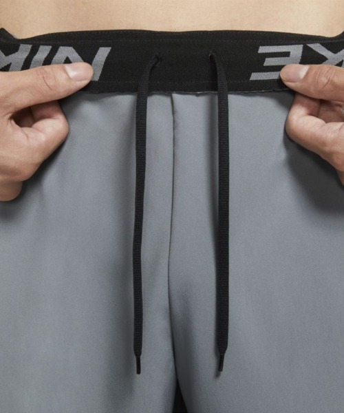 NIKE(ナイキ)の「ナイキ NIKE フレックス ウーブン ショート 3.0(その他パンツ・メンズ・グレー/ブラック・S/M/L/XL/XXL)」の5枚目の写真