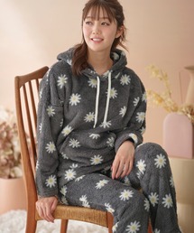 YU'NOW（ユナウ）の「【ふんわりモコモコ温活上下セット】ボアフリースパーカー＆パンツセット（ルームウェア/パジャマ）」