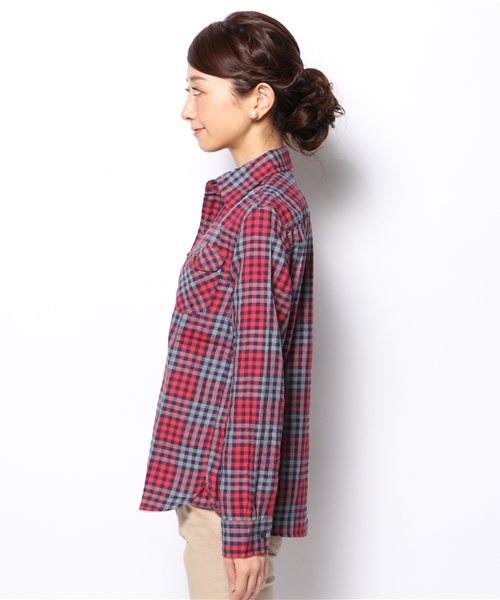 NANO universe(ナノユニバース)の「【GINGER12月号掲載】 Lee/別注チェックシャツ(シャツ/ブラウス・レディース・ネイビー/レッド/ブラック/グレー・FREE)」の6枚目の写真