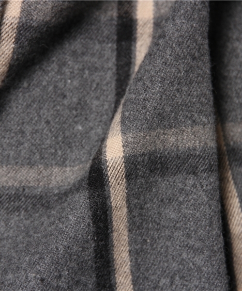 NANO universe(ナノユニバース)の「【GINGER12月号掲載】 Lee/別注チェックシャツ(シャツ/ブラウス・レディース・ネイビー/レッド/ブラック/グレー・FREE)」の15枚目の写真