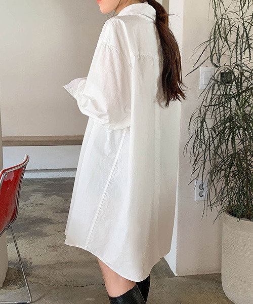 chuu（チュー）の「CHUU バックスリットロングシャツdress