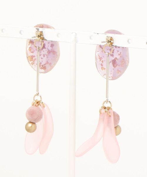tone(トーン)の「【-lensa-】金色の箔入り2wayピンクピアス(MA)(ピアス(両耳用)・レディース・ピンク・FREE)」の3枚目の写真
