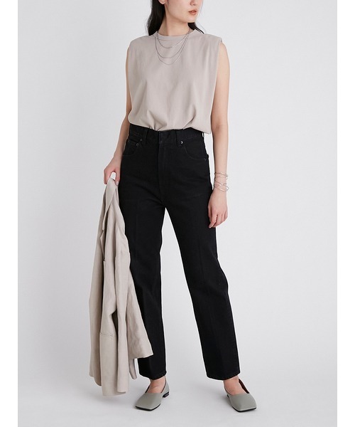 Mila Owen（ミラオーウェン）の「肩パットノースリカットトップス（Tシャツ/カットソー・レディース・イエロー/チャコールグレー/ホワイト/ベージュ系その他・0/1）」の22枚目の写真