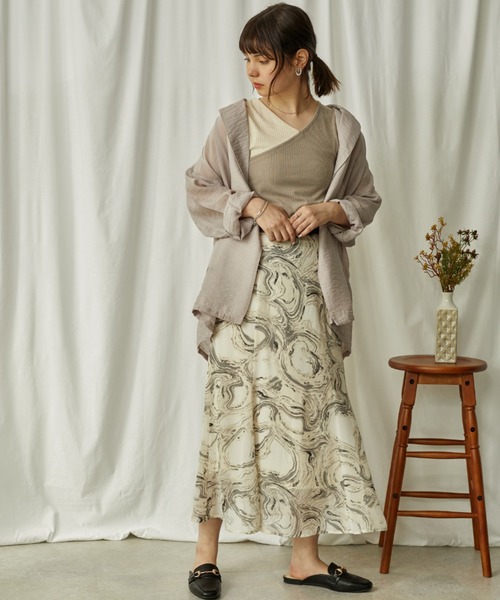 Amourire（アムリール）の「シアーテーラードJK（テーラードジャケット・レディース・ベージュ/グレー/モカ・M）」の17枚目の写真