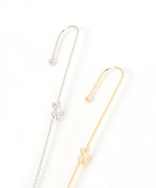 Me%(ミィパーセント)の「オハナバーカフピアス(ピアス(両耳用)・レディース・シルバー/ゴールド・FREE)」の4枚目の写真