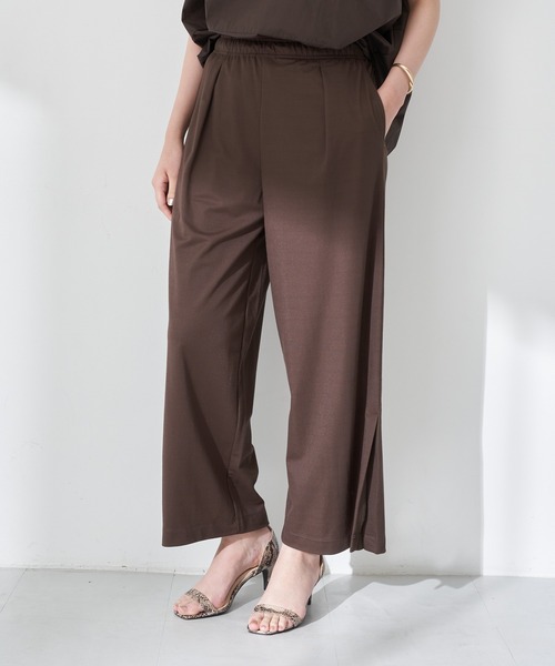 YECCA VECCA（イェッカヴェッカ）の「・イージースリットパンツ＊（その他パンツ・レディース・ネイビー/ダークブラウン/カーキ・FREE）」の2枚目の写真