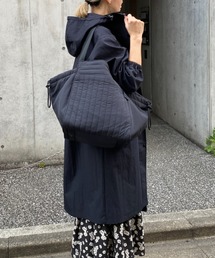 SOLPRESA（ソルプレーサ）の「●【洗濯機洗い可能】 軽量/パソコン収納キルティングトートバッグ  Mサイズ（トートバッグ）」