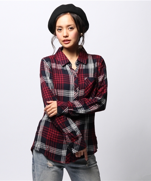 ROSE BUD(ローズバッド)の「【CLASSY掲載】【GINGER掲載】【VERY掲載】(RAILS) RW94550 HUNTER L./S CHECK SHIRT(シャツ/ブラウス・レディース・ブラック/グリーン系その他/インディゴブルー/レッド系その他・X-SMALL/SMALL)」の4枚目の写真