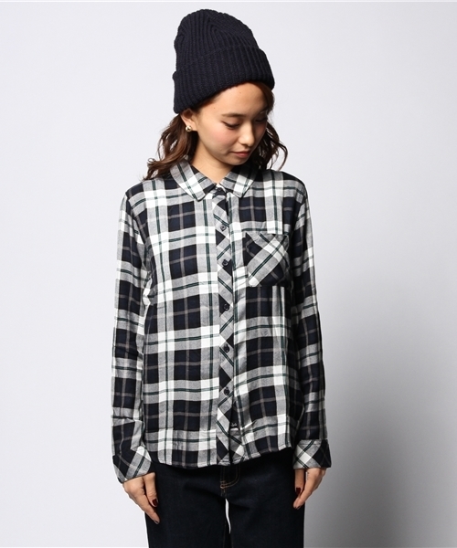 ROSE BUD(ローズバッド)の「【CLASSY掲載】【GINGER掲載】【VERY掲載】(RAILS) RW94550 HUNTER L./S CHECK SHIRT(シャツ/ブラウス・レディース・ブラック/グリーン系その他/インディゴブルー/レッド系その他・X-SMALL/SMALL)」の5枚目の写真