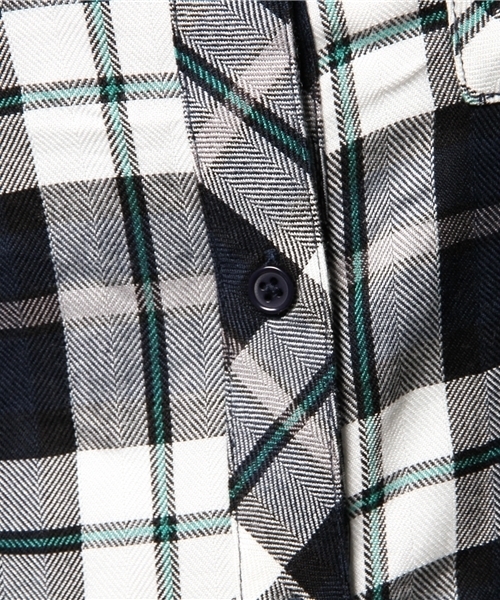 ROSE BUD(ローズバッド)の「【CLASSY掲載】【GINGER掲載】【VERY掲載】(RAILS) RW94550 HUNTER L./S CHECK SHIRT(シャツ/ブラウス・レディース・ブラック/グリーン系その他/インディゴブルー/レッド系その他・X-SMALL/SMALL)」の11枚目の写真