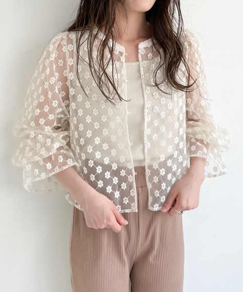 EPIMI E'PIMMY（エピミエピミー）の「3wayオーガン刺繍ブラウス（シャツ/ブラウス・レディース・オフホワイト/ブラック/ベージュ・MEDIUM）」の20枚目の写真