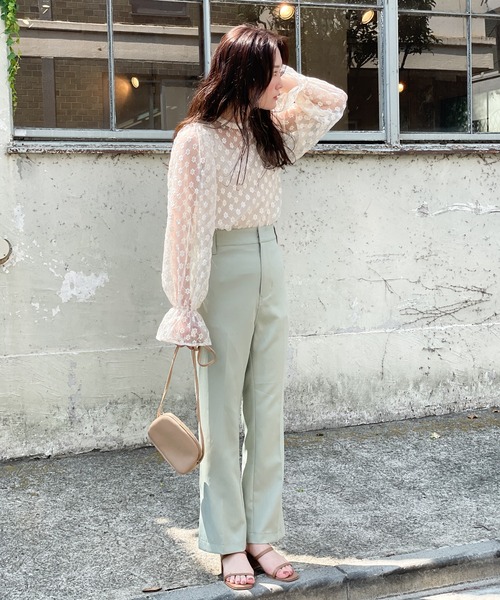 EPIMI E'PIMMY（エピミエピミー）の「3wayオーガン刺繍ブラウス（シャツ/ブラウス・レディース・オフホワイト/ブラック/ベージュ・MEDIUM）」の16枚目の写真