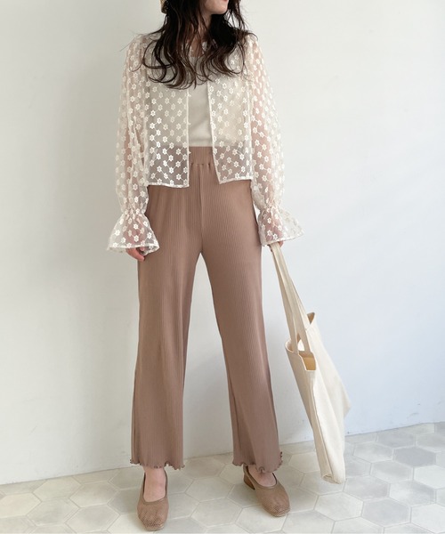 EPIMI E'PIMMY（エピミエピミー）の「3wayオーガン刺繍ブラウス（シャツ/ブラウス・レディース・オフホワイト/ブラック/ベージュ・MEDIUM）」の18枚目の写真