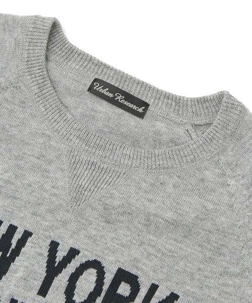URBAN RESEARCH（アーバンリサーチ）の「【WEB限定】UR ロゴニットプルオーバー（ニット/セーター・レディース・グレー/ネイビー/オフホワイト・FREE）」の8枚目の写真