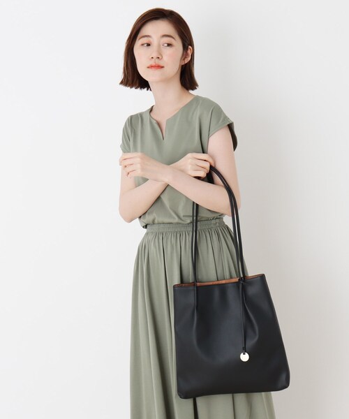 DRESKIP(ドレスキップ)の「◆つまみハンドルトート(トートバッグ・レディース・アイボリー/ブラック/イエロー系/ピンク系5/ブラック系3/ブラック系4・00)」の13枚目の写真