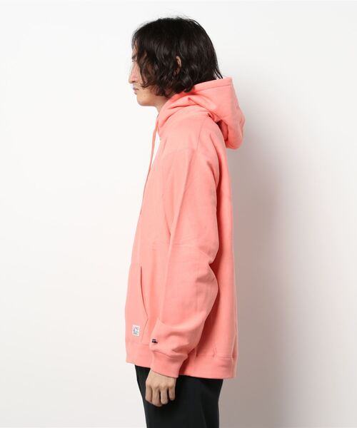 KRIFF MAYER（クリフメイヤー）の「ヘビーオンス裏毛パーカー（パーカー・メンズ・オフホワイト/レッド/チャコール/ロイヤルブルー/サンドベージュ・LARGE/MEDIUM/X-LARGE）」の6枚目の写真