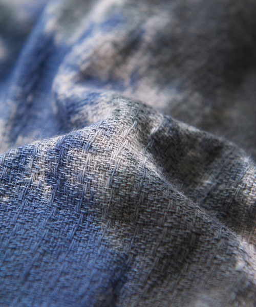 TOBILA（トビラ）の「綿ドビー タイダイ柄 キャミワンピ―ス（ワンピース・レディース・ネイビー/イエロー/オレンジ・M）」の21枚目の写真