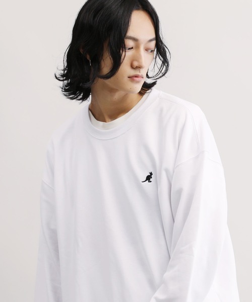 KANGOL(カンゴール)の「KANGOL / カンゴール 別注 コラボ オーバーサイズ トレーナー ヘビーウェイト 裏毛 スウェット(スウェット・メンズ・ホワイト/ブラック/ベージュ/ブルー/ホワイト系その他/ブラック系その他/ベージュ系その他/ブルー系その他/ホワイト系その他2/ホワイト系その他3/ブラック系その他2/ブラック系その他3/ベージュ系その他2/ブルー系その他2・SMALL/MEDIUM/LARGE/X-LARGE)」の4枚目の写真