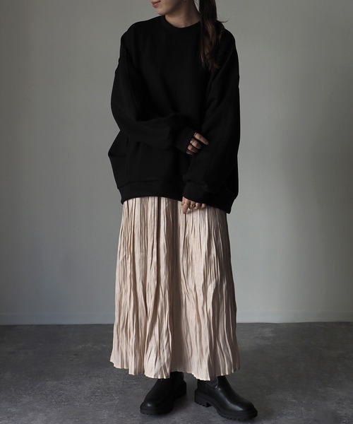 Riberry（リベリー）の「ダンボールニットタックラウンドプルオーバー（スウェット・レディース・ブラック/オフホワイト/ピンクベージュ・MEDIUM）」の10枚目の写真