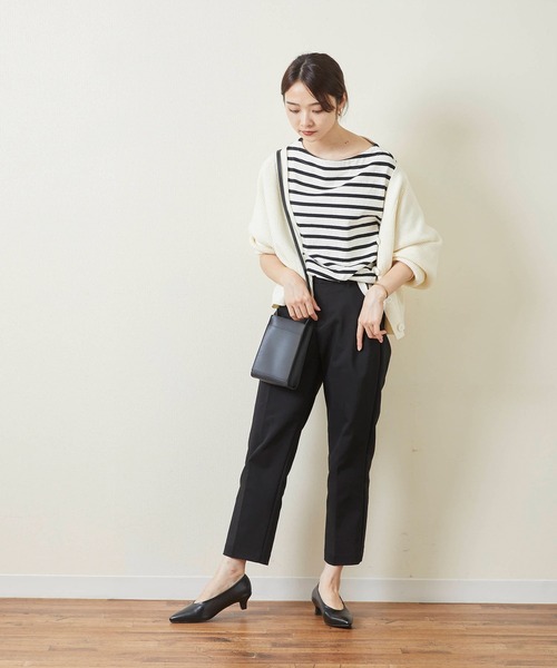 menue(メヌエ)の「レディース ポインテッドトゥ甲深パンプス(パンプス・レディース・ブラック/ベージュ/アイボリー/ブラウン系その他/グレイッシュベージュ・22.5cm/23.5cm/24.5cm/25.5cm/23.0cm/24.0cm/25.0cm/26.0cm/21.5cm/22.0cm)」の16枚目の写真