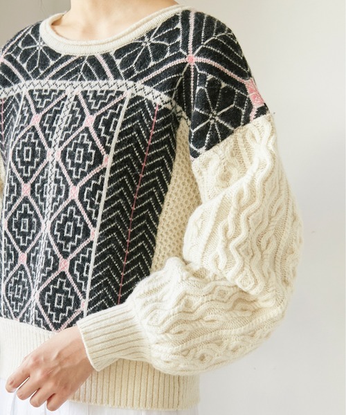 cardo fabrica(カルドファブリカ)の「ラムナイロンジャカードニット 前後2wayクルーカーディガン(カーディガン/ボレロ・レディース・ホワイト/ベージュ・FREE)」の5枚目の写真