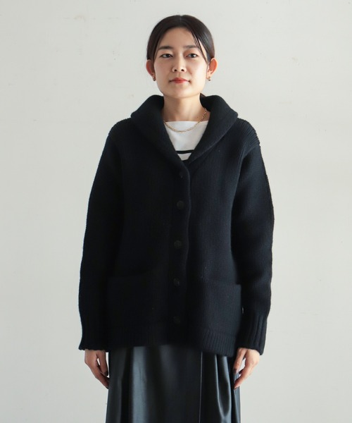 Blanc Bleu Minuit(ブランブルーミニュイ)の「メリノウール ショールカラーカーデ(カーディガン/ボレロ・レディース・ブラック/ブラウン・FREE)」の10枚目の写真