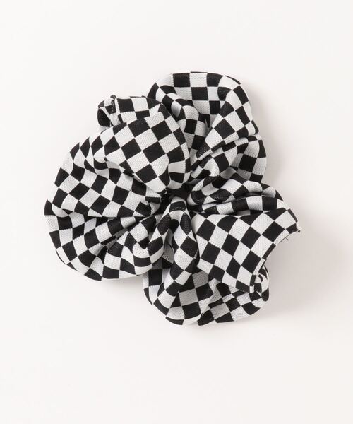 LOWRYS FARM（ローリーズファーム）の「チェッカーシュシュ　236457（シュシュ・レディース・ブラック/ベージュ・FREE）」の2枚目の写真