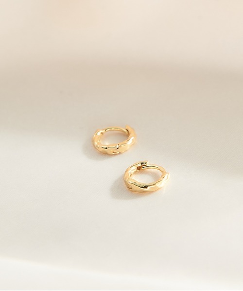 Sakka(サッカ)の「ワンタッチピアス(ピアス(両耳用)・レディース・G/O/A/Q/K/S/P/H/J/T/I/C/B/F/U/L/R/N/E/M/D・FREE)」の9枚目の写真