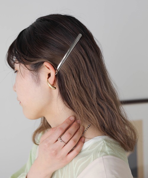 Bab（バブ）の「【WEB限定】メタルスティックバレッタ（バレッタ/ヘアクリップ・レディース・シルバー/ゴールド・ONESIZE）」の4枚目の写真